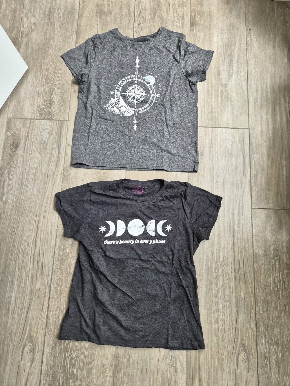 Womens Gray Graphic T-Shirt Set- Moon & Compass Designs